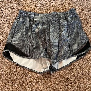 Lululemon hottie hot shorts